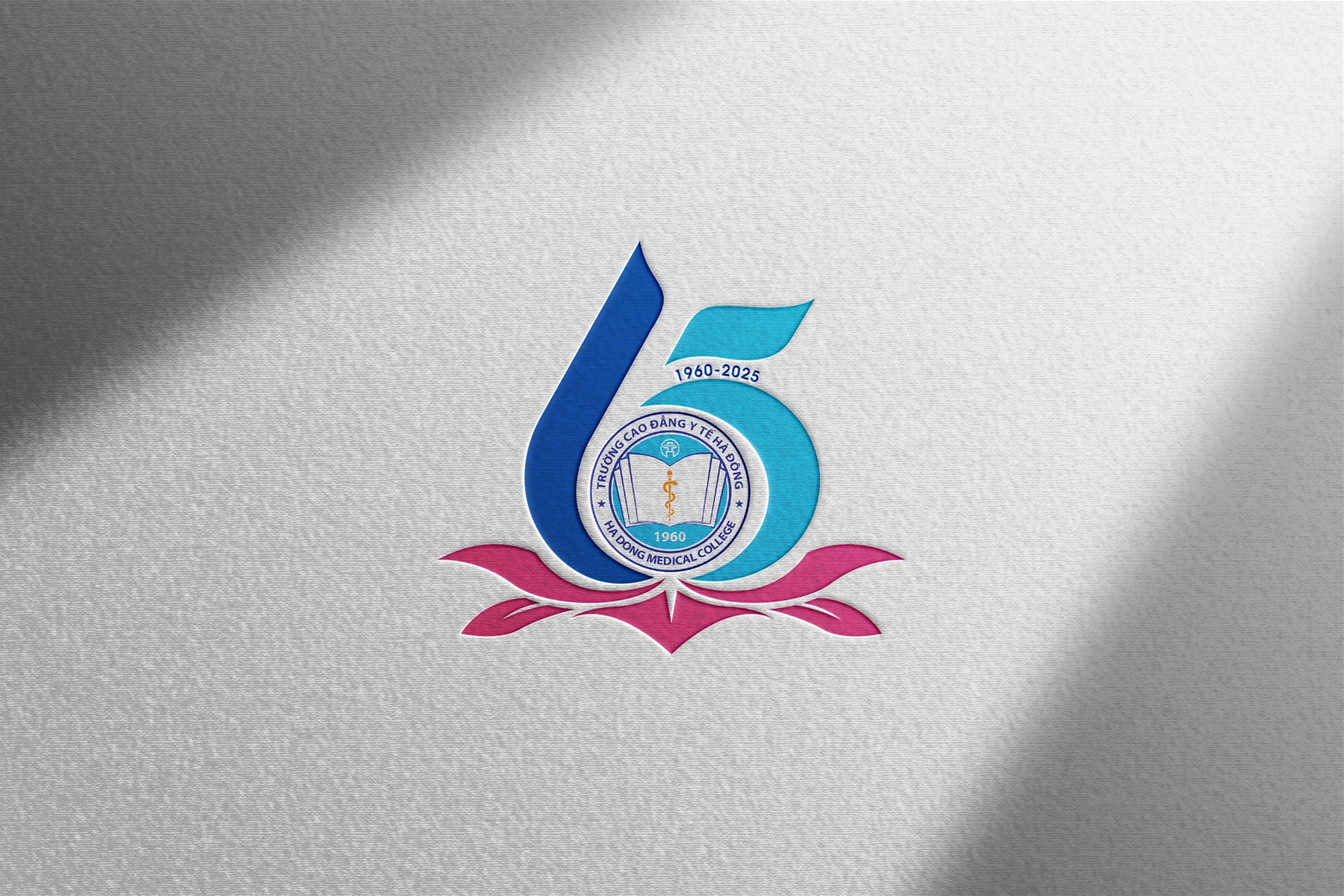 Giới thiệu logo kỷ niệm 65 năm thành lập Trường Cao đẳng Y tế Hà Đông (1960 - 2025)