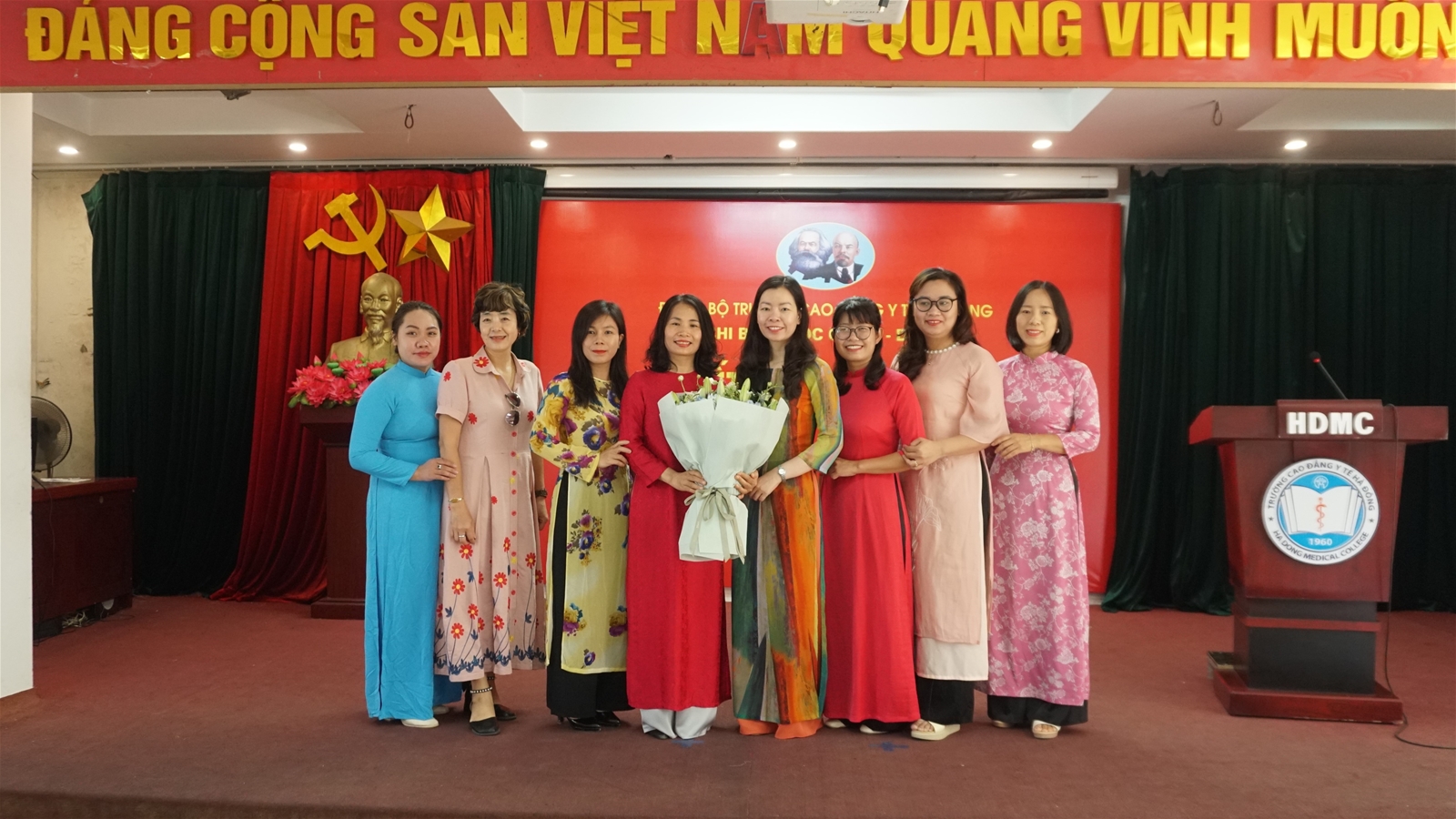 Lễ Kết Nạp Đảng Viên Mới - Chi Bộ Y học cơ sở - Dược