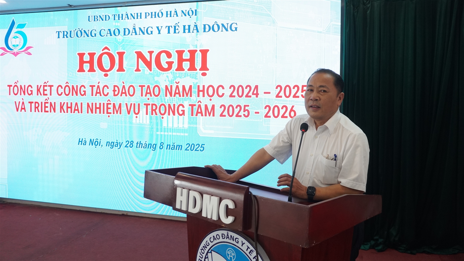 Hội nghị tổng kết công tác đào tạo và Khen thưởng năm học 2024 - 2025 Hội nghị tổng kết công tác đào tạo và Khen thưởng năm học 2024 - 2025