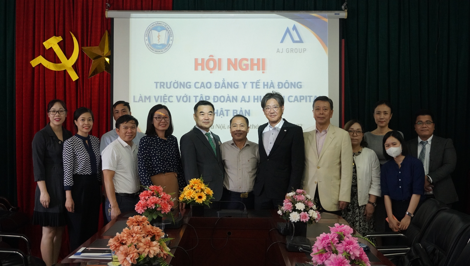 Công ty TNHH giáo dục ATI Việt Nam và Tập đoàn AJ Humman Capital (Nhật bản) đến thăm và làm việc với Trường Cao đẳng Y tế Hà Đông