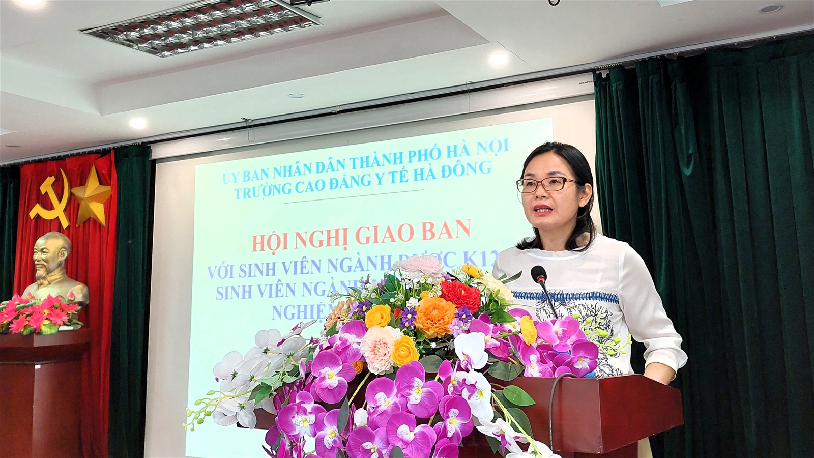 Hội nghị giao ban giữa Ban giám hiệu với HSSV năm cuối các ngành TC Y sỹ đa khoa K14, CĐ Điều dưỡng K14, Dược K12, Kỹ thuật Xét nghiệm Y học K11